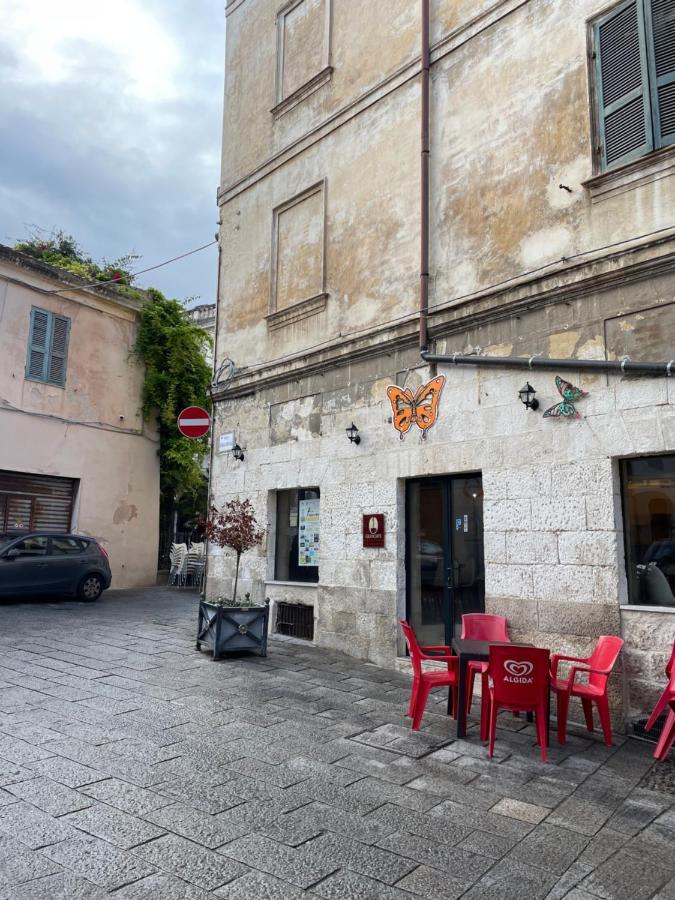 Civico 2 Apartment Sassari Bagian luar foto