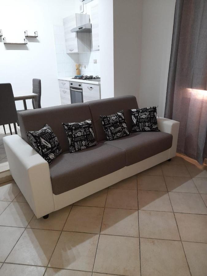 Civico 2 Apartment Sassari Bagian luar foto