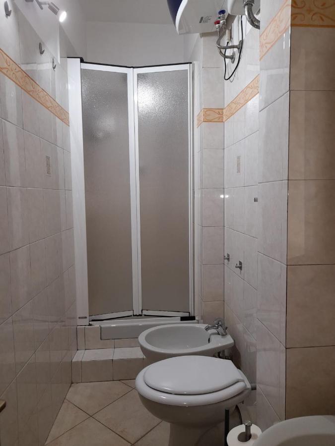 Civico 2 Apartment Sassari Bagian luar foto